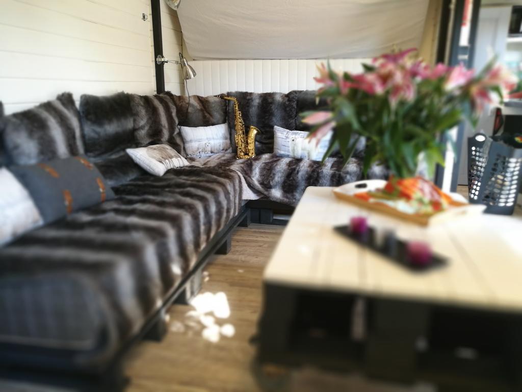 B&B Le Bonimenteur Charleroi Luaran gambar
